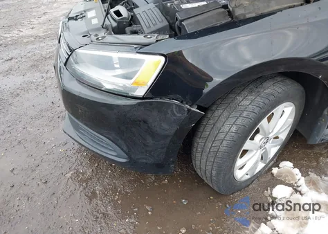 2014 Volkswagen Jetta 1.8T Se z USA, uszkodzony, nr VIN 3VWD17AJ5EM427108